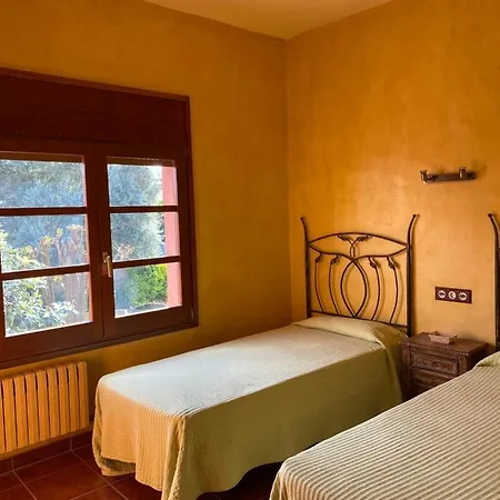 Masia Gemenut, A 5o Metros Del Mar